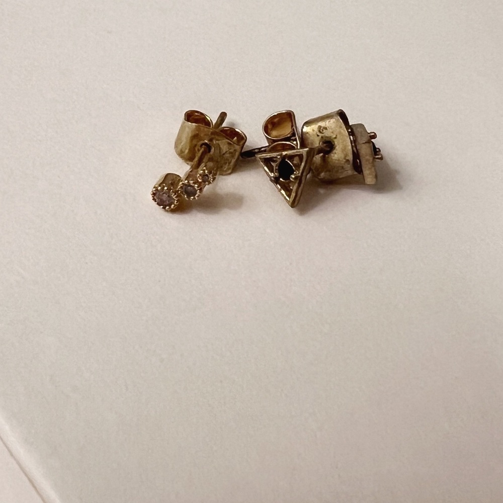 Free People 1.5 pairs of small stud earrings